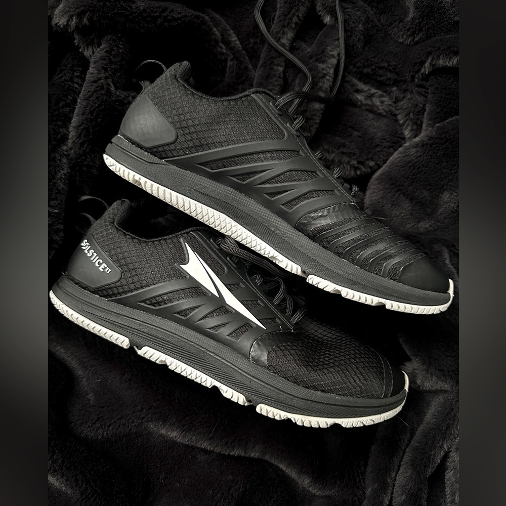 ALTRA
WOMEN'S ALTRA SOLSTICE XT 2